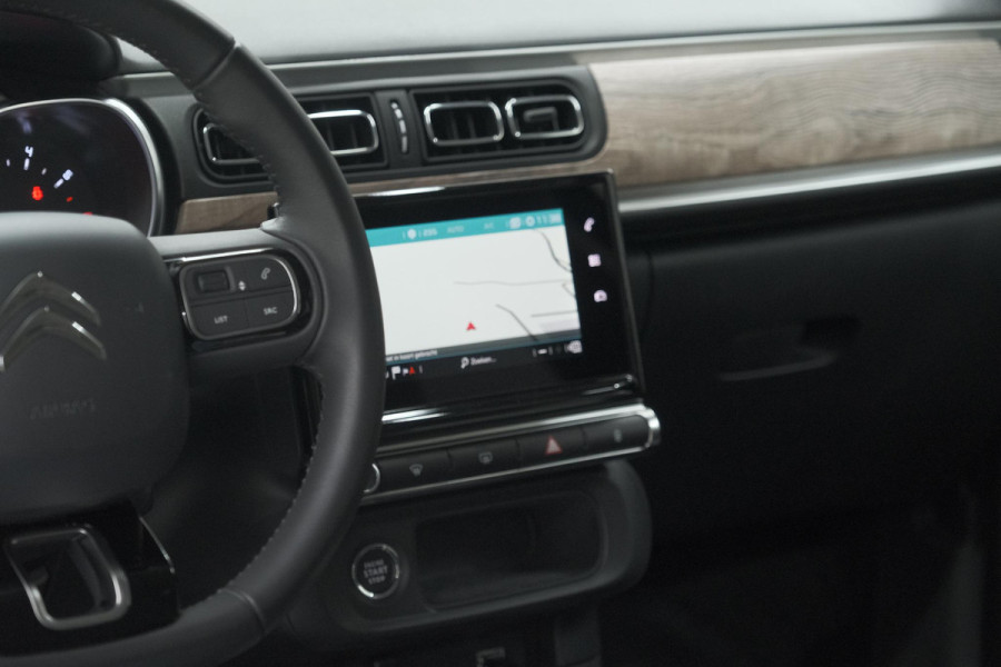 Citroën C3 PureTech 82 Max | Trekhaak | Keyless | Camera | Parkeersensoren | Navigatie | Stoelverwarming