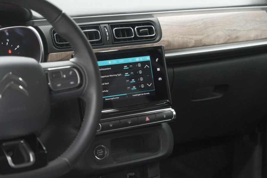 Citroën C3 PureTech 82 Max | Trekhaak | Keyless | Camera | Parkeersensoren | Navigatie | Stoelverwarming