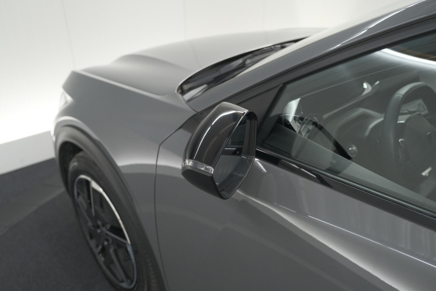 Peugeot 408 1.6 Plug-in Hybrid 225 e-EAT8 Allure | Adaptieve Cruise Control | Camera | 19 Inch Lichtmetalen Velgen | Apple Carplay