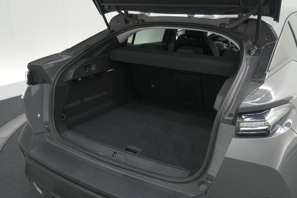 Peugeot 408 1.6 Plug-in Hybrid 225 e-EAT8 Allure | Adaptieve Cruise Control | Camera | 19 Inch Lichtmetalen Velgen | Apple Carplay