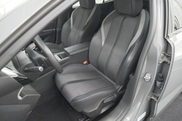 Peugeot 408 1.6 Plug-in Hybrid 225 e-EAT8 Allure | Adaptieve Cruise Control | Camera | 19 Inch Lichtmetalen Velgen | Apple Carplay