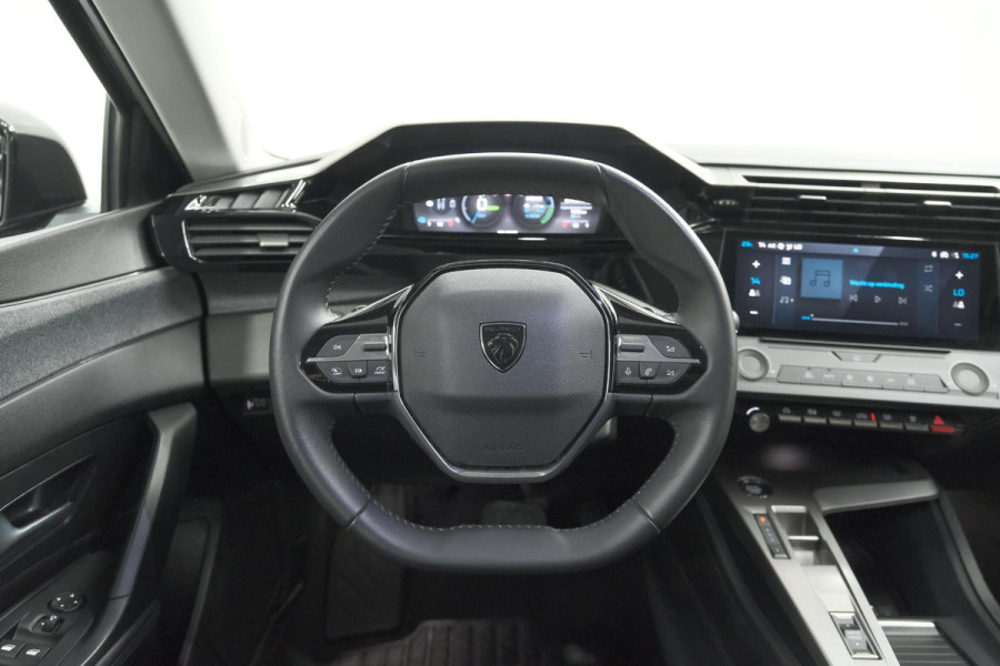 Peugeot 408 1.6 Plug-in Hybrid 225 e-EAT8 Allure | Adaptieve Cruise Control | Camera | 19 Inch Lichtmetalen Velgen | Apple Carplay