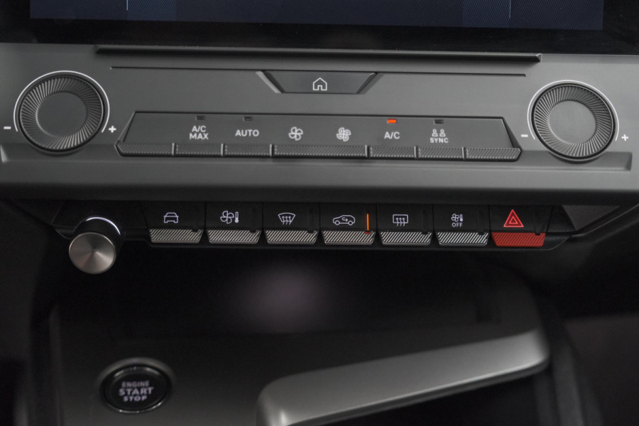 Peugeot 408 1.6 Plug-in Hybrid 225 e-EAT8 Allure | Adaptieve Cruise Control | Camera | 19 Inch Lichtmetalen Velgen | Apple Carplay