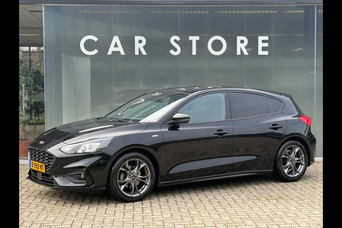 Ford Focus 1.0 EcoBoost Hybrid ST Line B&O Carplay Dodehoek WINTERPACK