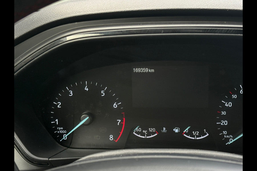Ford Focus 1.0 EcoBoost Hybrid ST Line B&O Carplay Dodehoek WINTERPACK