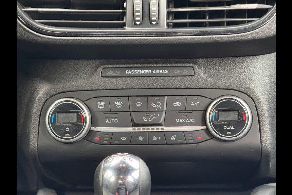 Ford Focus 1.0 EcoBoost Hybrid ST Line B&O Carplay Dodehoek WINTERPACK