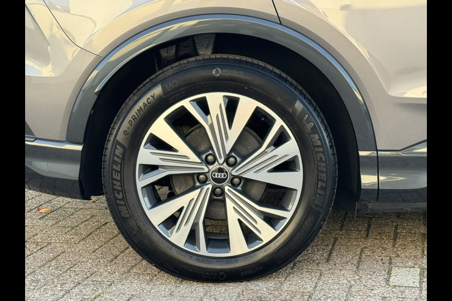 Audi Q4 e-tron 40 Launch edition Advanced 77 kWh SOH 87% Navi Carplay Camera Stoelverw. PDC V+A Electr. Achterklep