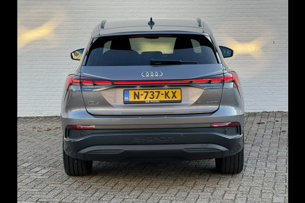 Audi Q4 e-tron 40 Launch edition Advanced 77 kWh SOH 87% Navi Carplay Camera Stoelverw. PDC V+A Electr. Achterklep