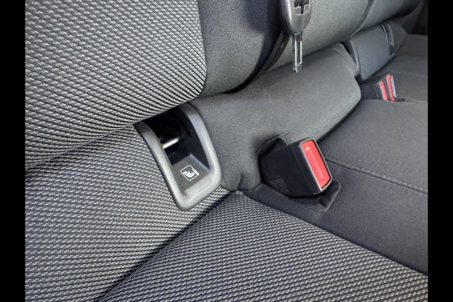 Audi Q4 e-tron 40 Launch edition Advanced 77 kWh SOH 87% Navi Carplay Camera Stoelverw. PDC V+A Electr. Achterklep