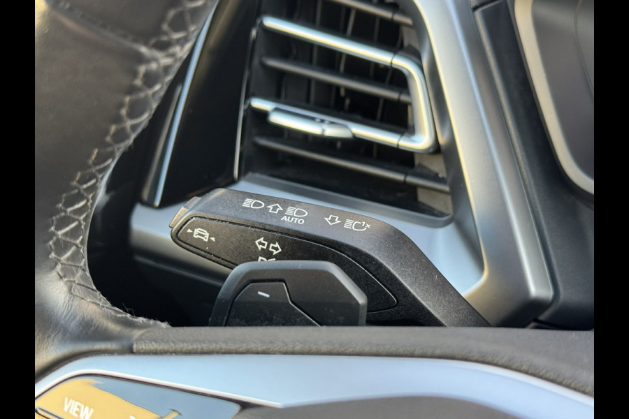 Audi Q4 e-tron 40 Launch edition Advanced 77 kWh SOH 87% Navi Carplay Camera Stoelverw. PDC V+A Electr. Achterklep