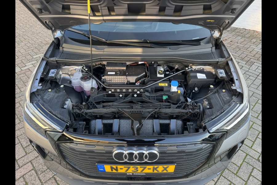 Audi Q4 e-tron 40 Launch edition Advanced 77 kWh SOH 87% Navi Carplay Camera Stoelverw. PDC V+A Electr. Achterklep