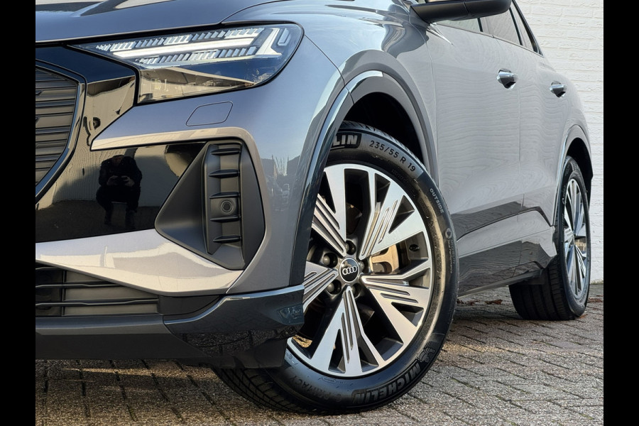 Audi Q4 e-tron 40 Launch edition Advanced 77 kWh SOH 87% Navi Carplay Camera Stoelverw. PDC V+A Electr. Achterklep