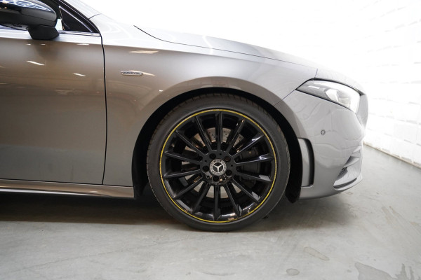Mercedes-Benz A-Klasse 250 AMG EDITION ONE PANO SFEER HUD