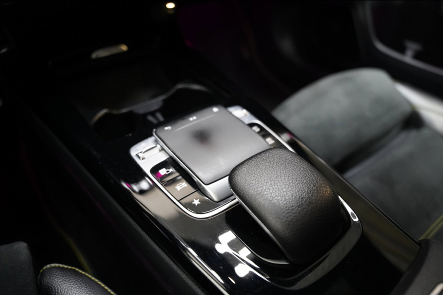Mercedes-Benz A-Klasse 250 AMG EDITION ONE PANO SFEER HUD