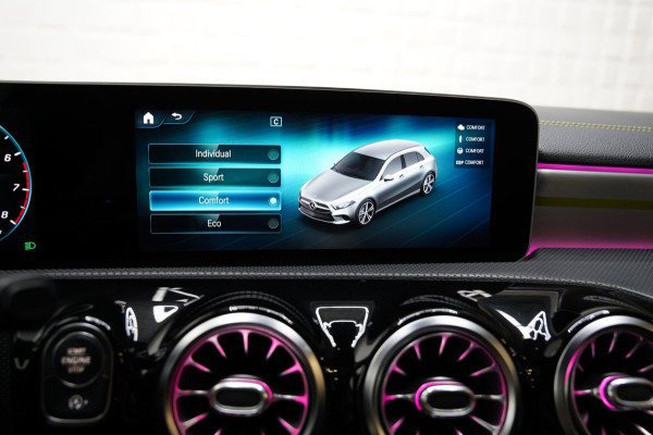 Mercedes-Benz A-Klasse 250 AMG EDITION ONE PANO SFEER HUD