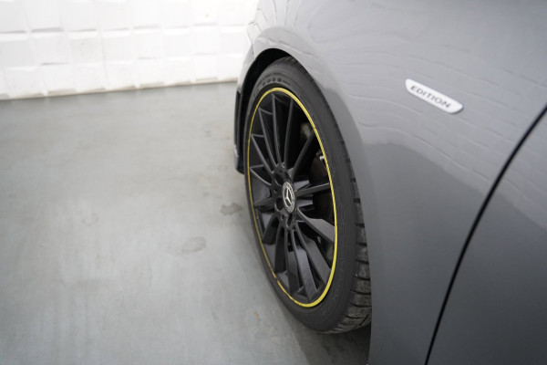 Mercedes-Benz A-Klasse 250 AMG EDITION ONE PANO SFEER HUD