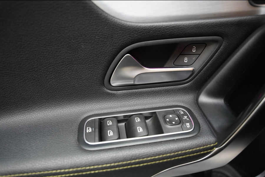 Mercedes-Benz A-Klasse 250 AMG EDITION ONE PANO SFEER HUD