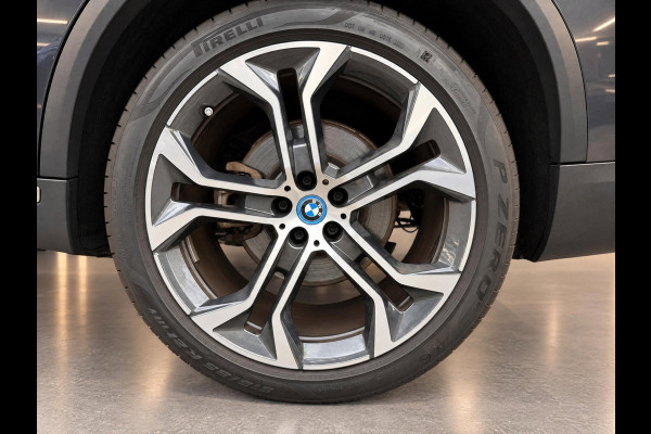 BMW X5 XDrive45e 394PK High Executive | X-Line | SOH 98% | Luchtvering | Memory