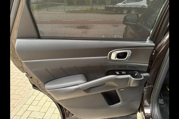 Kia Sorento 1.6 T-GDI Plug-in Hybrid 4WD BLACK-LINE! AUTOMAAT GARANTIE! ZEER COMPLEET