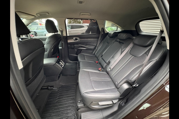 Kia Sorento 1.6 T-GDI Plug-in Hybrid 4WD BLACK-LINE! AUTOMAAT GARANTIE! ZEER COMPLEET