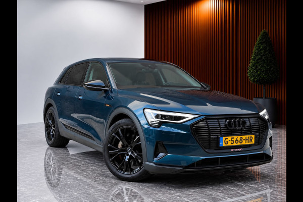 Audi e-tron E-tron 55 quattro advanced 95 kWh 100% SoH! (DEALER ONDERHOUDEN, NAVI, NL-AUTO, 360 CAMERA, TREKHAAK, ETC!)