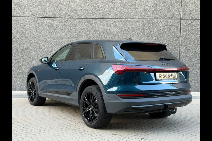 Audi e-tron E-tron 55 quattro advanced 95 kWh 100% SoH! (DEALER ONDERHOUDEN, NAVI, NL-AUTO, 360 CAMERA, TREKHAAK, ETC!)