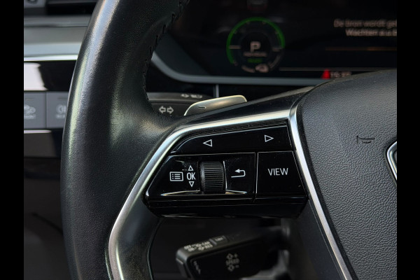 Audi e-tron E-tron 55 quattro advanced 95 kWh 100% SoH! (DEALER ONDERHOUDEN, NAVI, NL-AUTO, 360 CAMERA, TREKHAAK, ETC!)