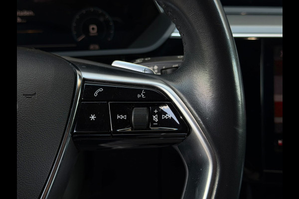 Audi e-tron E-tron 55 quattro advanced 95 kWh 100% SoH! (DEALER ONDERHOUDEN, NAVI, NL-AUTO, 360 CAMERA, TREKHAAK, ETC!)