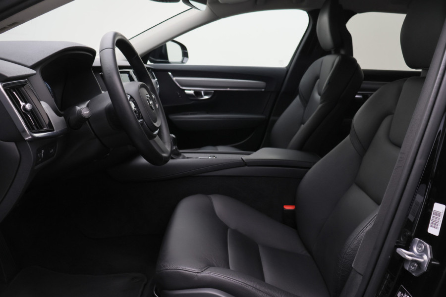 Volvo V90 2.0 T4 Inscription Leer, Apple Carplay, Keyless, ACC, Dodehoeksensor, Camera