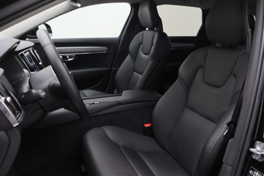 Volvo V90 2.0 T4 Inscription Leer, Apple Carplay, Keyless, ACC, Dodehoeksensor, Camera