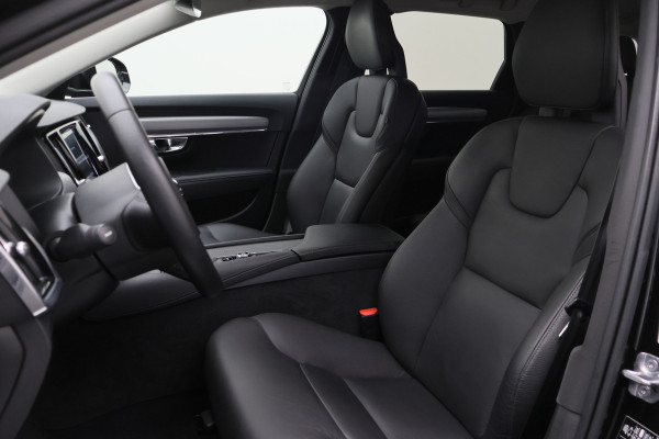 Volvo V90 2.0 T4 Inscription Leer, Apple Carplay, Keyless, ACC, Dodehoeksensor, Camera