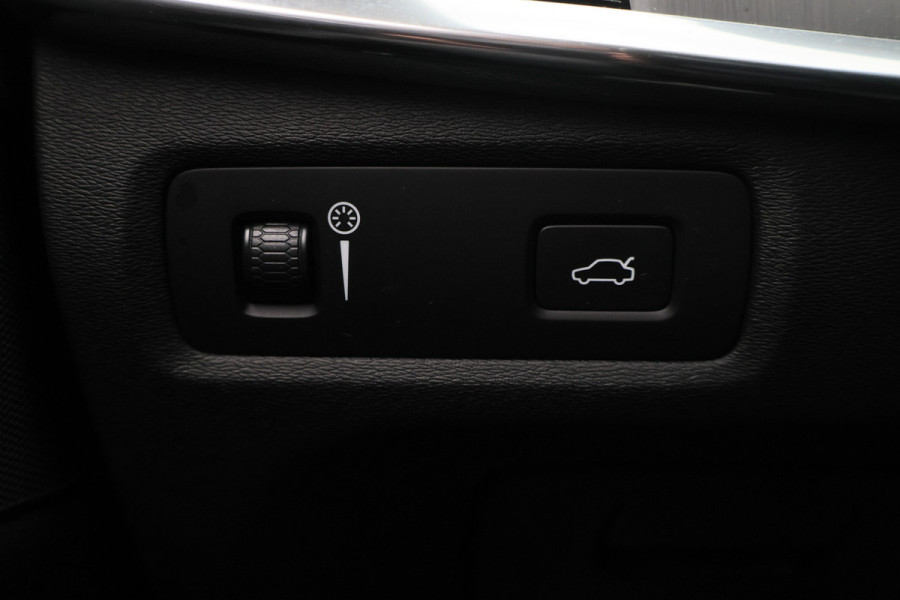 Volvo V90 2.0 T4 Inscription Leer, Apple Carplay, Keyless, ACC, Dodehoeksensor, Camera