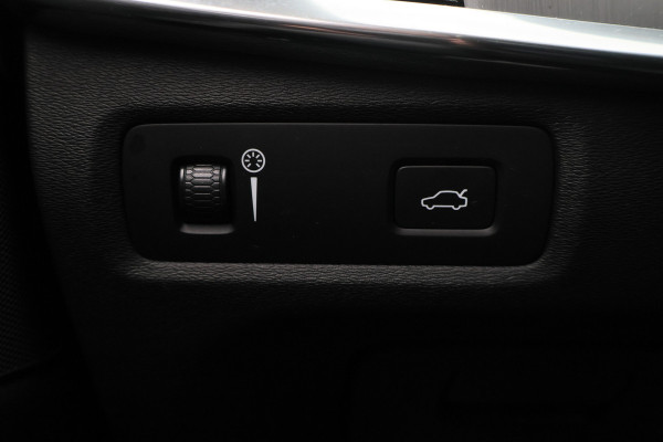 Volvo V90 2.0 T4 Inscription Leer, Apple Carplay, Keyless, ACC, Dodehoeksensor, Camera