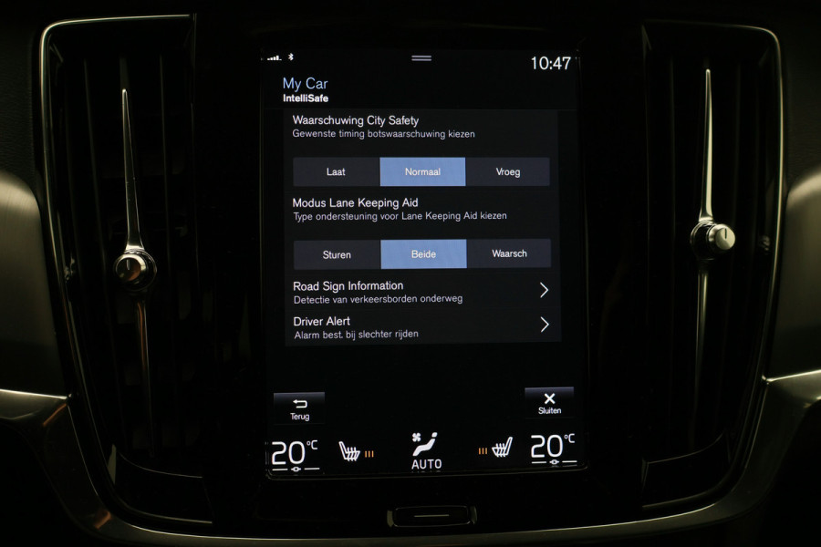 Volvo V90 2.0 T4 Inscription Leer, Apple Carplay, Keyless, ACC, Dodehoeksensor, Camera