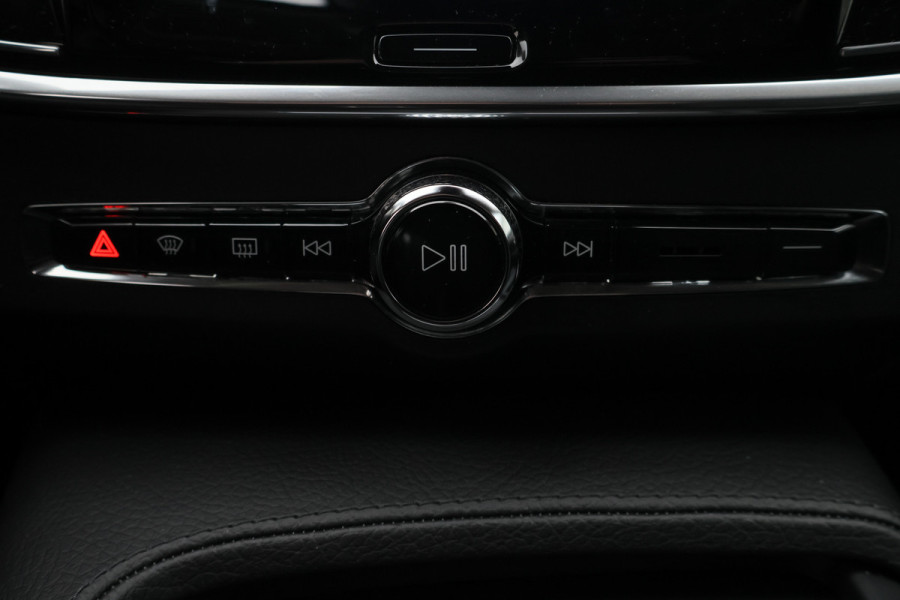 Volvo V90 2.0 T4 Inscription Leer, Apple Carplay, Keyless, ACC, Dodehoeksensor, Camera