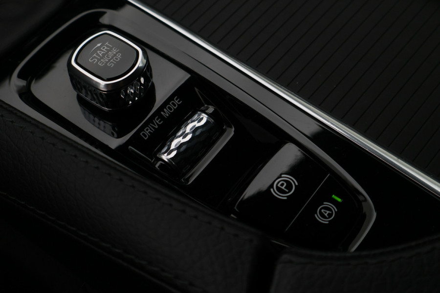 Volvo V90 2.0 T4 Inscription Leer, Apple Carplay, Keyless, ACC, Dodehoeksensor, Camera