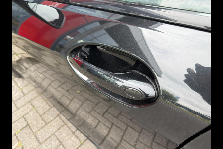 BMW 1-serie 116i Executive Edition M-Pakket Vol | Panorama | Parksensor | Keyless | Elektrische Achterklep | LED | Leder |