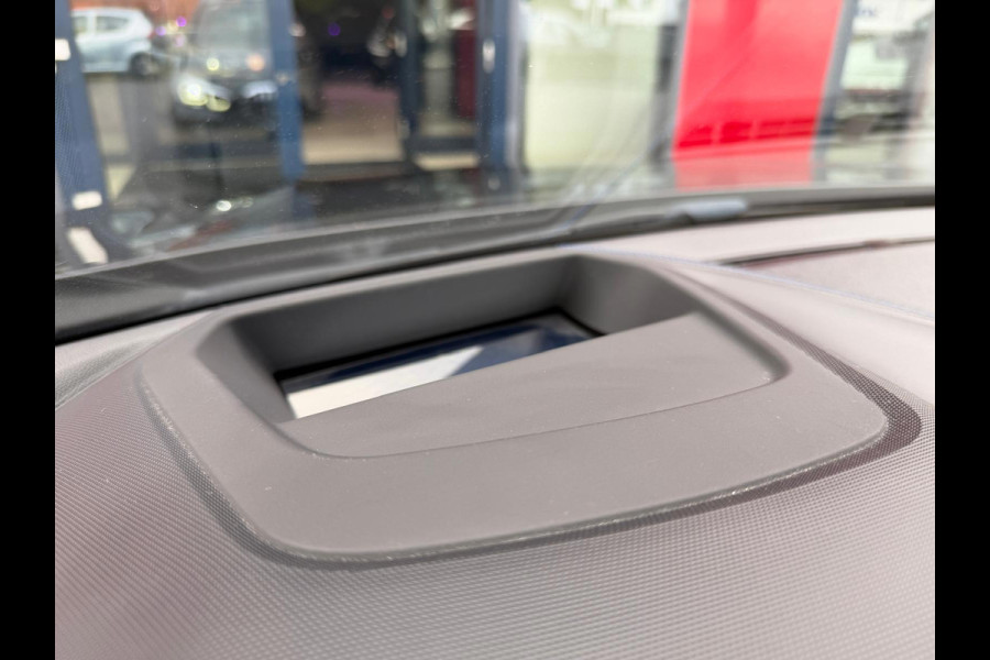 BMW 1-serie 116i Executive Edition M-Pakket Vol | Panorama | Parksensor | Keyless | Elektrische Achterklep | LED | Leder |