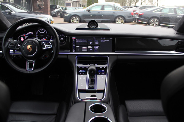 Porsche Panamera 4.0 Turbo S E-Hybrid / Panoramadak / 360Camera / Achterasbesturing / Nachtzicht / Softclose / 21'' / Sportuitlaat / Matrix LED / Carbon intr. / Bose / Sportdesign / Volleder / Dodehoek / DAB / ACC
