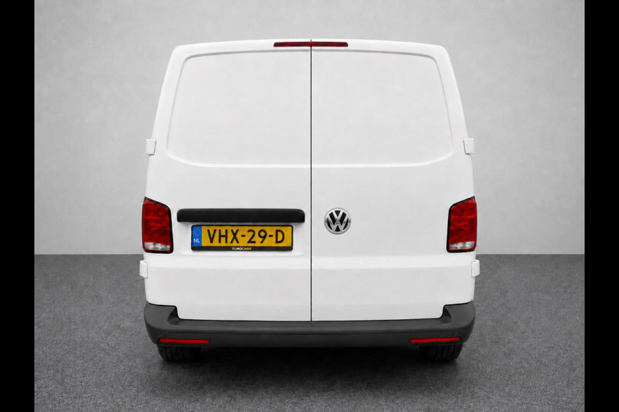 Volkswagen Transporter T6.1 2.0 TDI L2H1 110 PK Lang Airco Discover Media Navigatie App Connect Cruise Control Parkeersensoren Achter
