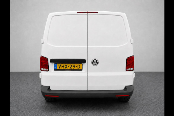 Volkswagen Transporter T6.1 2.0 TDI L2H1 110 PK Lang Airco Discover Media Navigatie App Connect Cruise Control Parkeersensoren Achter