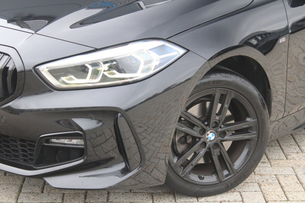 BMW 1-serie 118i M-Sport Shadow Org. NL | Camera | Sfeer | Dealer onderhouden