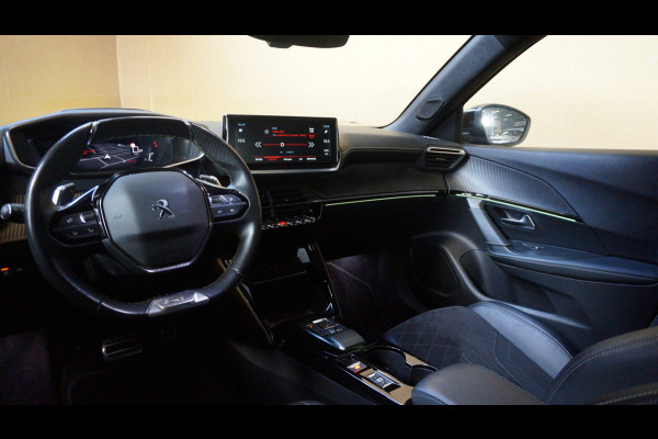 Peugeot 2008 1.2 PureTech GT Pack | BTW auto | Achteruitrij Camera | Groot Navi