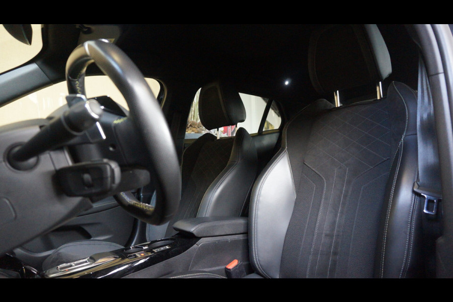 Peugeot 2008 1.2 PureTech GT Pack | BTW auto | Achteruitrij Camera | Groot Navi