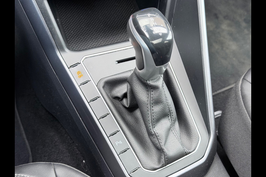 Volkswagen Taigo 1.0 TSI Style Pano/AppleCarPlay/Stoelverwarming