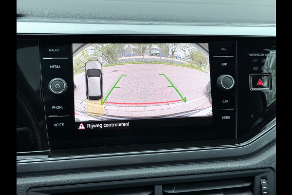 Volkswagen Taigo 1.0 TSI Style Pano/AppleCarPlay/Stoelverwarming