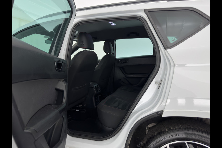 Seat Ateca 1.5 TSI FR Business Intense (INCL.BTW) *LEATHER-MICROFIBRE | FULL-LED | DIGI-COCKPIT | BEATS-AUDIO | TOP-VIEW | KEYLESS | CARPLAY | NAVI-FULLMAP | DAB+ | SPORT-SEATS | PRIVACY-GLASS | ECC | PDC | CRUISE | 19''ALU | TOWB