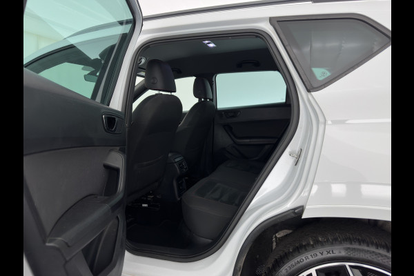 Seat Ateca 1.5 TSI FR Business Intense (INCL.BTW) *LEATHER-MICROFIBRE | FULL-LED | DIGI-COCKPIT | BEATS-AUDIO | TOP-VIEW | KEYLESS | CARPLAY | NAVI-FULLMAP | DAB+ | SPORT-SEATS | PRIVACY-GLASS | ECC | PDC | CRUISE | 19''ALU | TOWB
