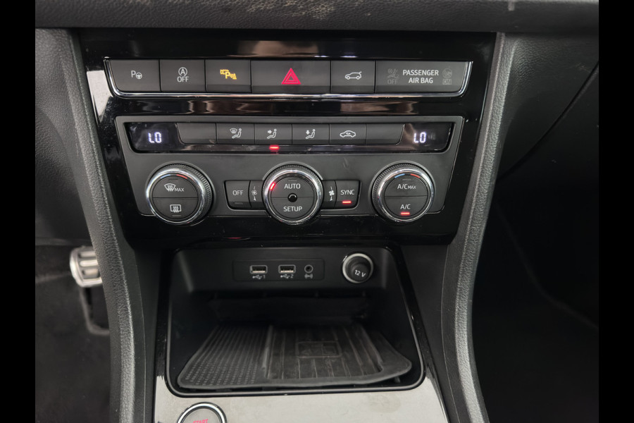 Seat Ateca 1.5 TSI FR Business Intense (INCL.BTW) *LEATHER-MICROFIBRE | FULL-LED | DIGI-COCKPIT | BEATS-AUDIO | TOP-VIEW | KEYLESS | CARPLAY | NAVI-FULLMAP | DAB+ | SPORT-SEATS | PRIVACY-GLASS | ECC | PDC | CRUISE | 19''ALU | TOWB