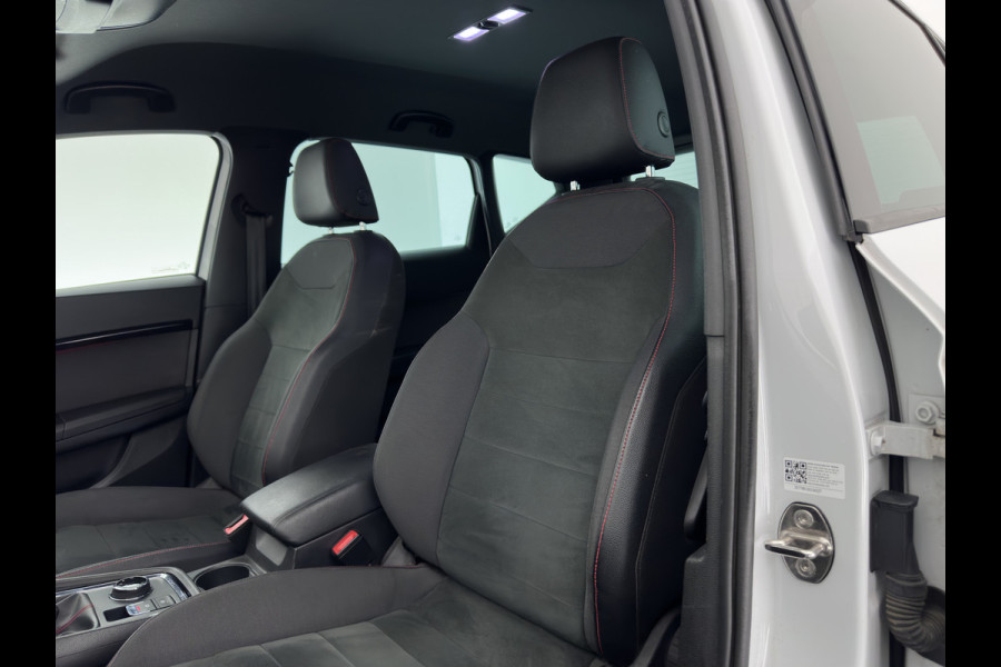 Seat Ateca 1.5 TSI FR Business Intense (INCL.BTW) *LEATHER-MICROFIBRE | FULL-LED | DIGI-COCKPIT | BEATS-AUDIO | TOP-VIEW | KEYLESS | CARPLAY | NAVI-FULLMAP | DAB+ | SPORT-SEATS | PRIVACY-GLASS | ECC | PDC | CRUISE | 19''ALU | TOWB